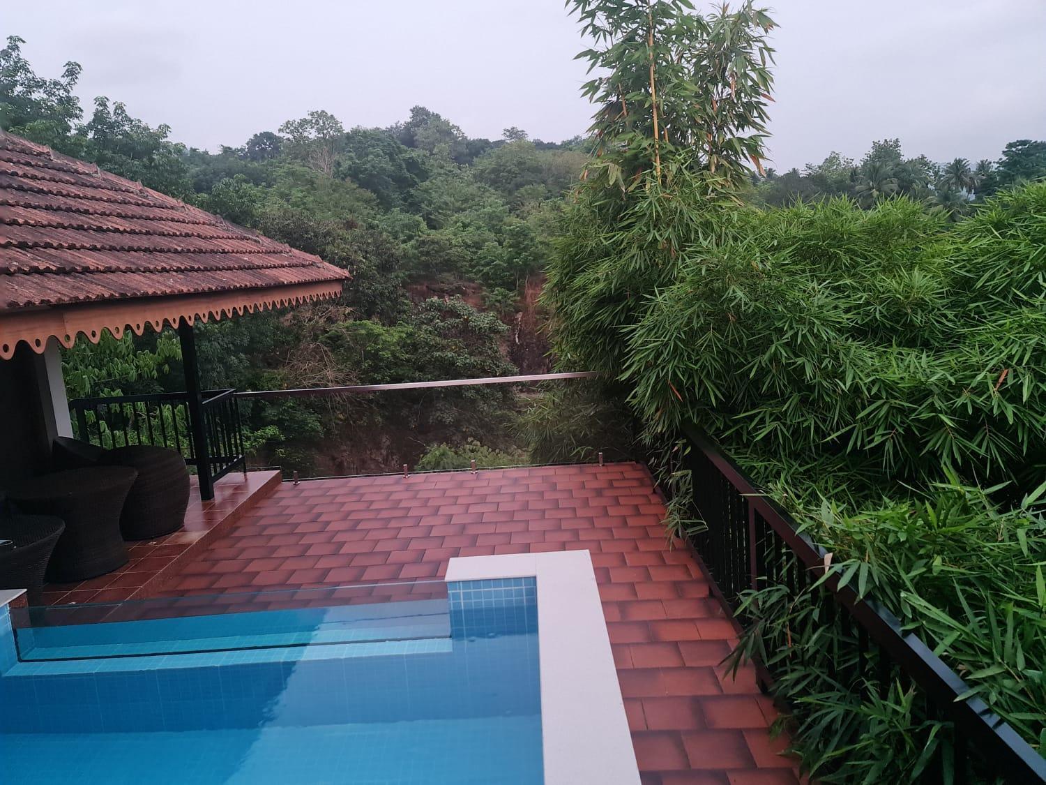Athirapally Green Trees Атхирапали Екстериор снимка